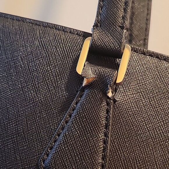 Tory Burch Robinson large saffiano leather Tote bag - Picture 10 of 16